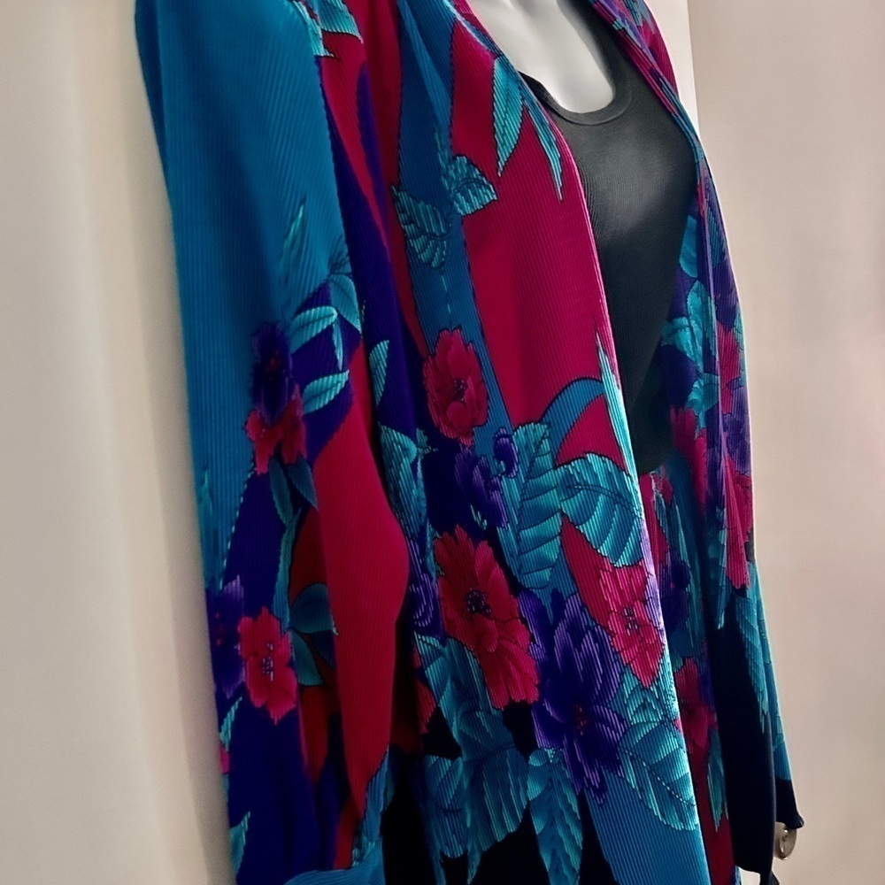 Vintage Tropical Malaysian Jacket Women’s Sz M-L Fuchsia Teal Purple Nav… - Picture 2 of 11